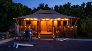 YALA_Stardust_by_night - Tentes safari e glamping lodges