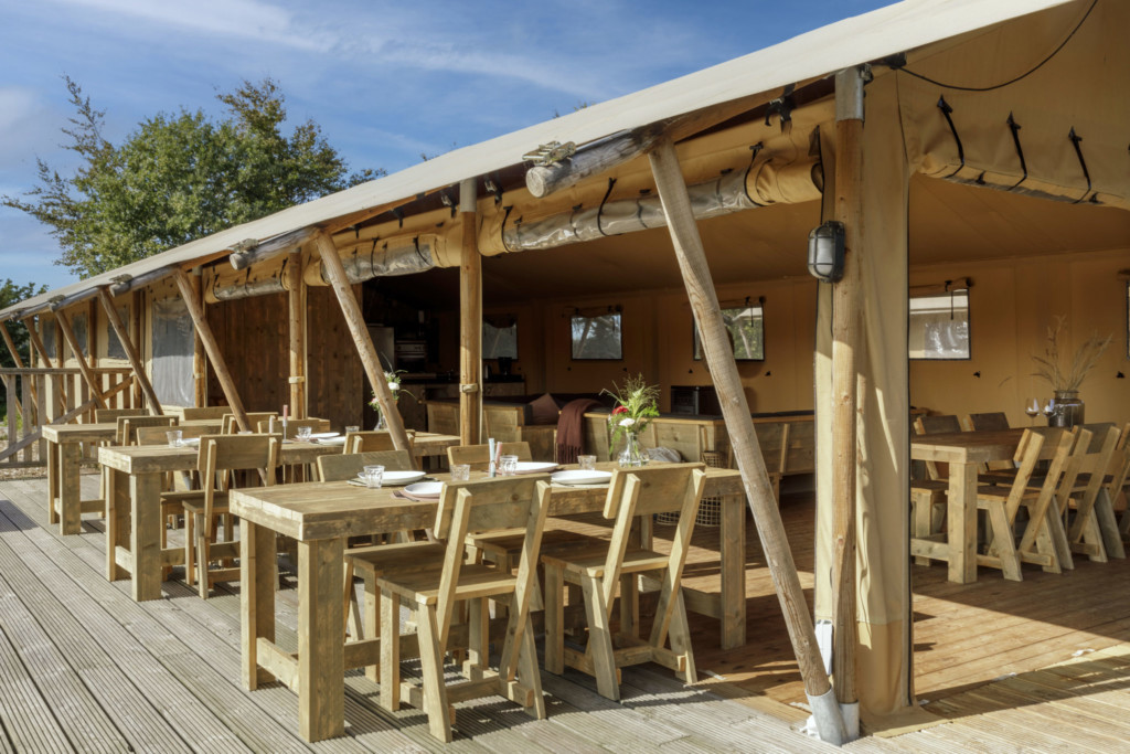 YALA Sunshine tent bij Restaurant Eigen Wijze in Nederland