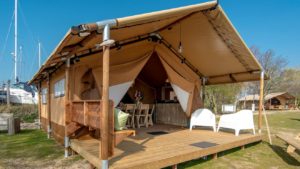 Safari Cabin om van camping naar glamping te gaan